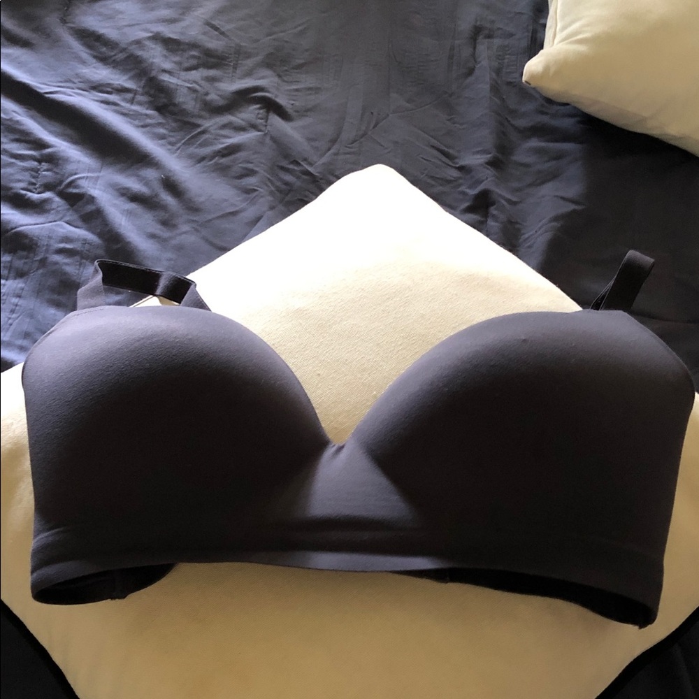 Soma Black Seamless Molded T-Shirt Bra